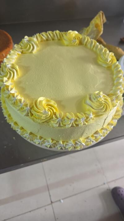 Queque de vainilla decorado